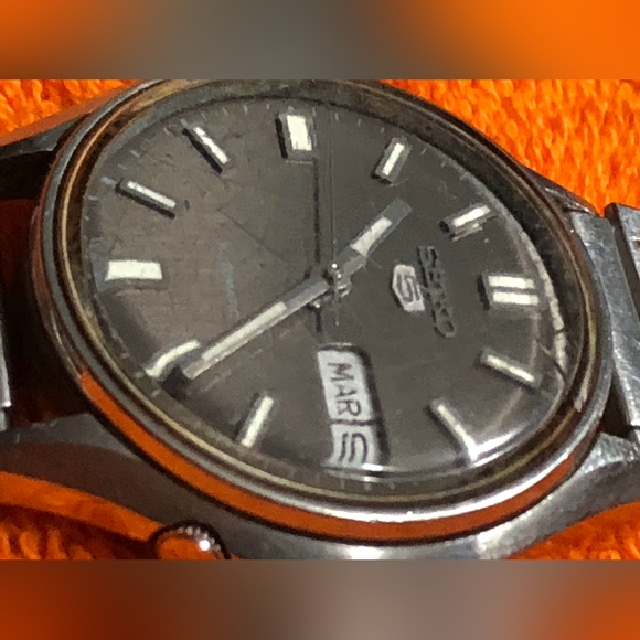1983 Vintage Seiko 5 6309 8230 Automatic Watch BLACK DIAL DAYDATEa - Picture 5 of 14